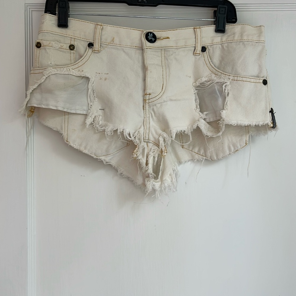 DISTRESSED SZ 30 ONE TEASPOON SHORTS